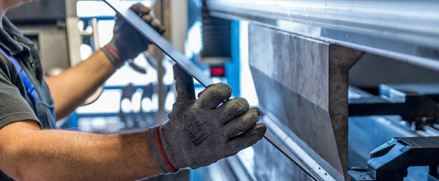 El precio Platts de un producto se establece con la cotización más alta del mismo al cierre del mercado del día anterior.