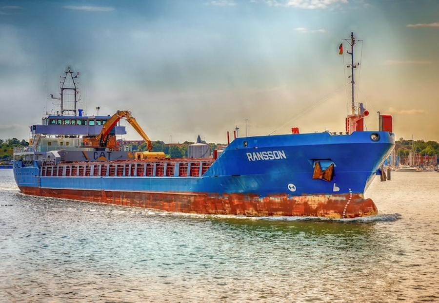 Tratamientos y abrasivos para mejorar la durabilidad y calidad en la industria náutica